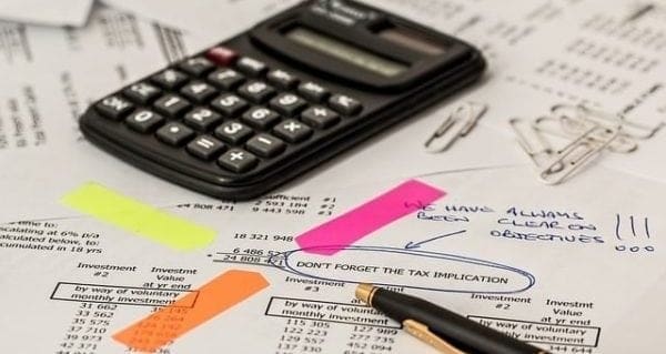 Helping companies get out from under an avalanche of spreadsheets Helping companies get out from under an avalanche of spreadsheets
