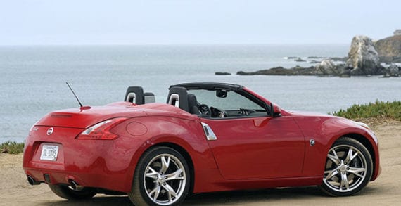 2010 Nissan 370Z Roadster Top-down fun and performance with Nissan 370Z Roadster