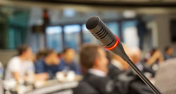 7 tips to effective body language on stage 7 tips to effective body language on stage