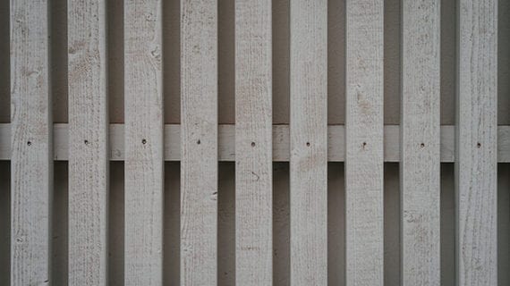 Fence Alberta needs a better deal from better neighbours