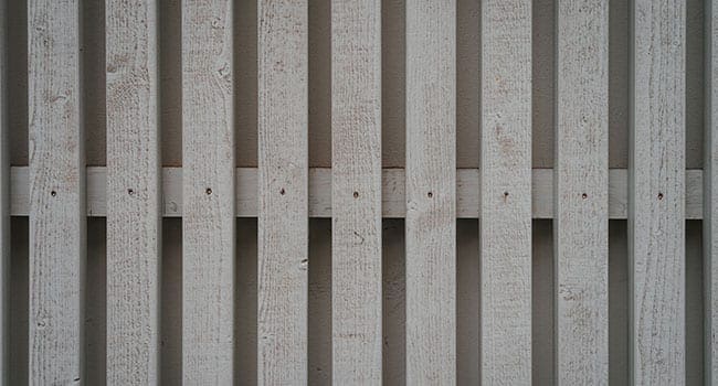 Fence Alberta needs a better deal from better neighbours