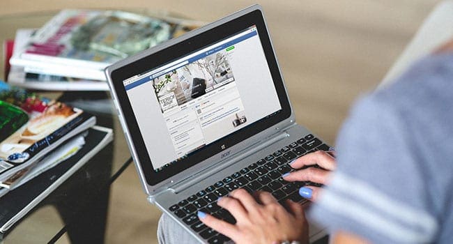 facebook laptop cumputer Facebook groups keep us connected during pandemic
