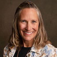 7 ways to deal with critical people