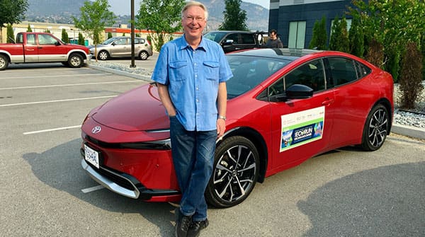 2023-Toyota-Prius-with-Dale